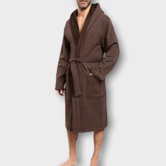 UGG Other - UGG Men's Hooded Brunswick Robe Luxury Pile Bear Brown  Size M/L